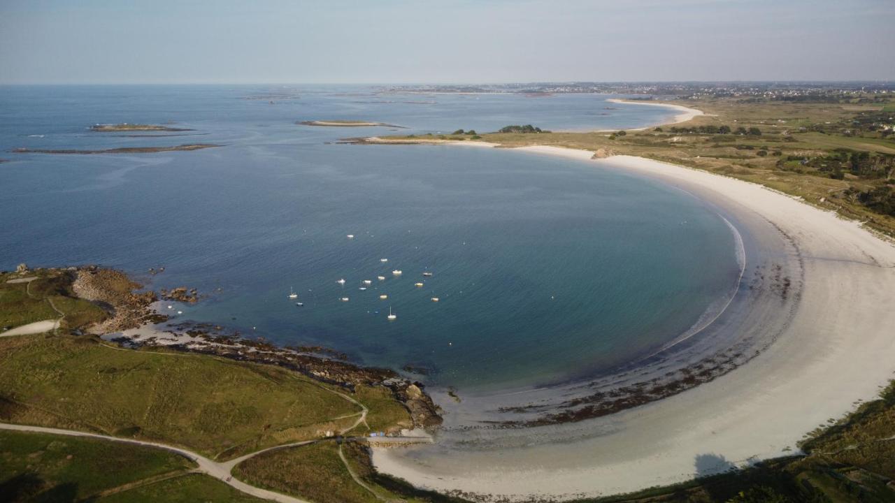 Maison Yukti - Magnifique Maison De Charme Proche Plage Lampaul-Ploudalmézeau Eksteriør billede